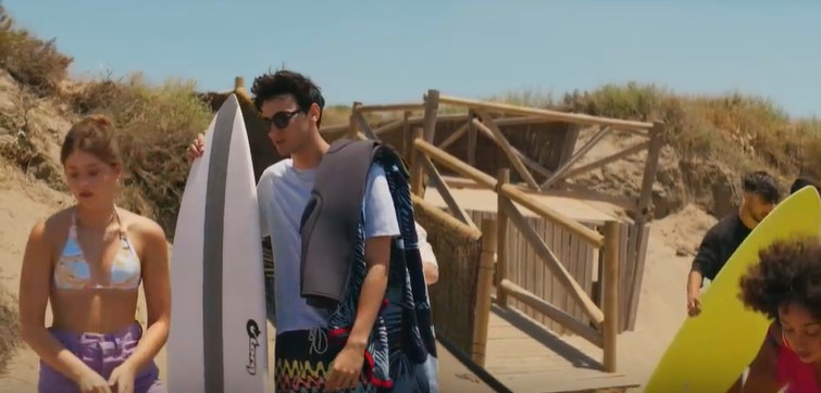 Брат и сестра влюбились в друг друга фильм