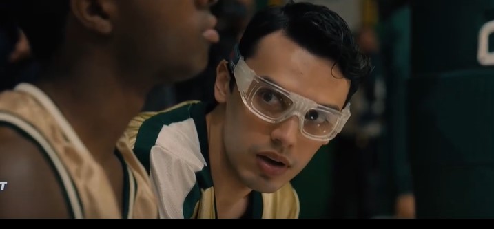 Тренер еще не знал, что выпустил играть звезду NBA фильм